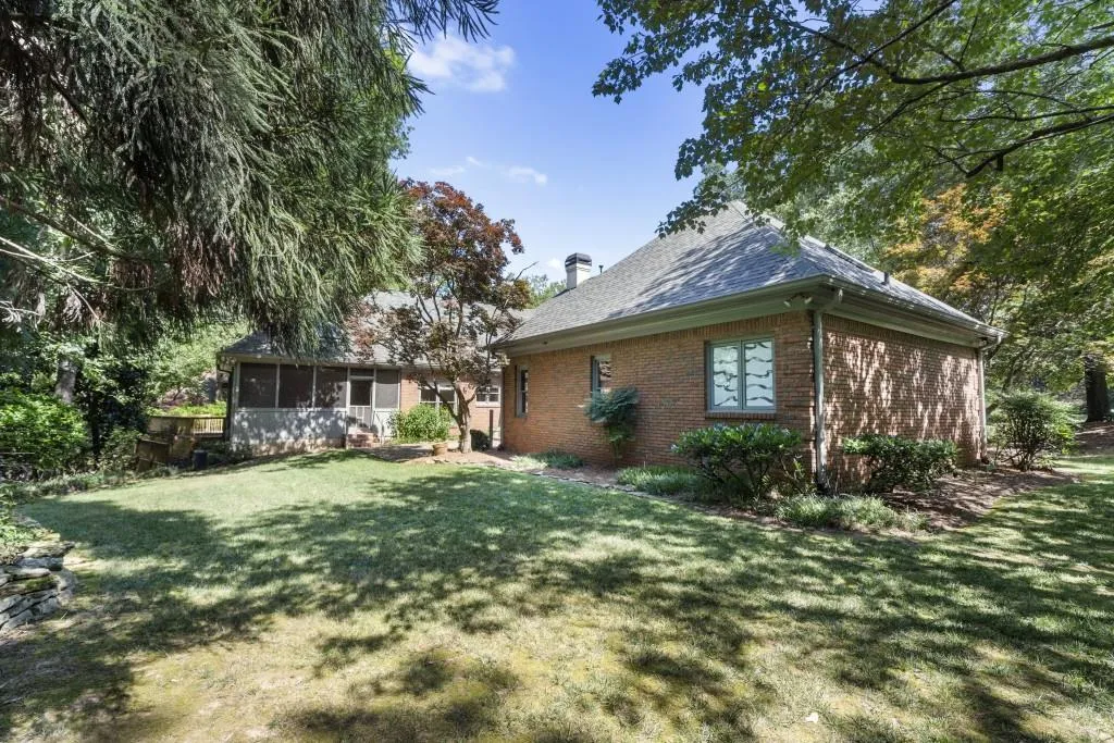 5510 Powers Ridge Court Nw, Sandy Springs, Georgia 30327, 6 Bedrooms Bedrooms, ,3 BathroomsBathrooms,Residential,Sold,5510 Powers Ridge Court Nw,7409737