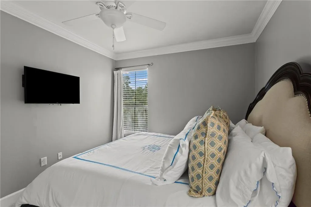 3777 Peachtree Road Ne Unit 1337, Atlanta, Georgia 30319, 2 Bedrooms Bedrooms, ,2 BathroomsBathrooms,Residential,For Sale,3777 Peachtree Road Ne Unit 1337,7643386