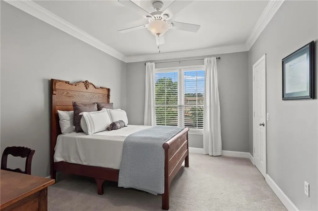 3777 Peachtree Road Ne Unit 1337, Atlanta, Georgia 30319, 2 Bedrooms Bedrooms, ,2 BathroomsBathrooms,Residential,For Sale,3777 Peachtree Road Ne Unit 1337,7643386