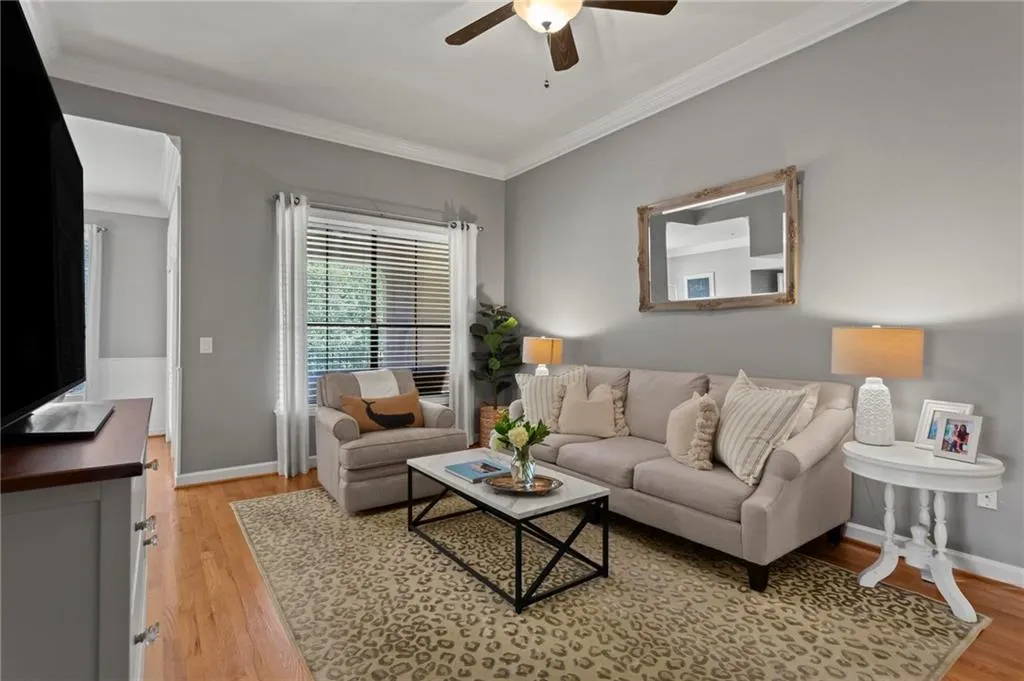 3777 Peachtree Road Ne Unit 1337, Atlanta, Georgia 30319, 2 Bedrooms Bedrooms, ,2 BathroomsBathrooms,Residential,For Sale,3777 Peachtree Road Ne Unit 1337,7643386