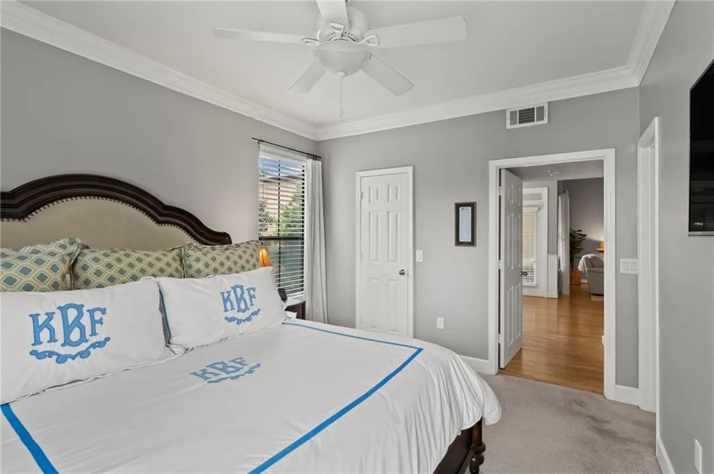 3777 Peachtree Road Ne Unit 1337, Atlanta, Georgia 30319, 2 Bedrooms Bedrooms, ,2 BathroomsBathrooms,Residential,For Sale,3777 Peachtree Road Ne Unit 1337,7643386
