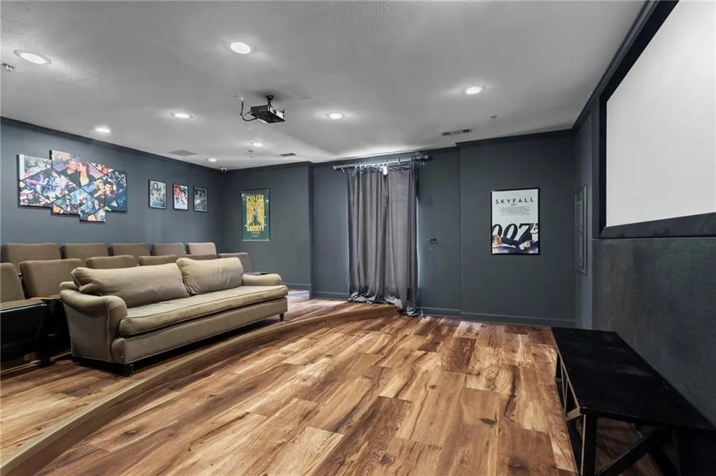 3777 Peachtree Road Ne Unit 1337, Atlanta, Georgia 30319, 2 Bedrooms Bedrooms, ,2 BathroomsBathrooms,Residential,For Sale,3777 Peachtree Road Ne Unit 1337,7643386