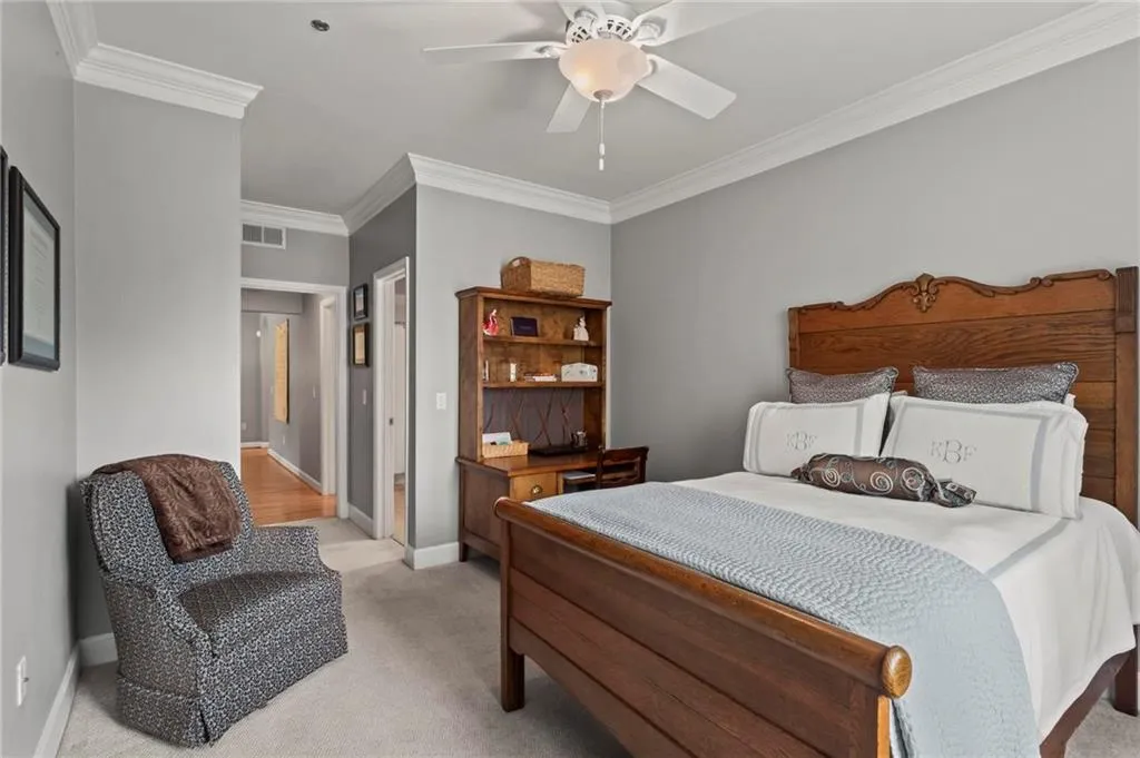 3777 Peachtree Road Ne Unit 1337, Atlanta, Georgia 30319, 2 Bedrooms Bedrooms, ,2 BathroomsBathrooms,Residential,For Sale,3777 Peachtree Road Ne Unit 1337,7643386
