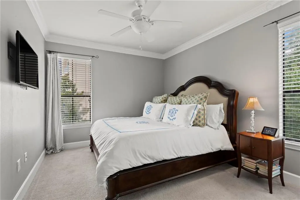 3777 Peachtree Road Ne Unit 1337, Atlanta, Georgia 30319, 2 Bedrooms Bedrooms, ,2 BathroomsBathrooms,Residential,For Sale,3777 Peachtree Road Ne Unit 1337,7643386