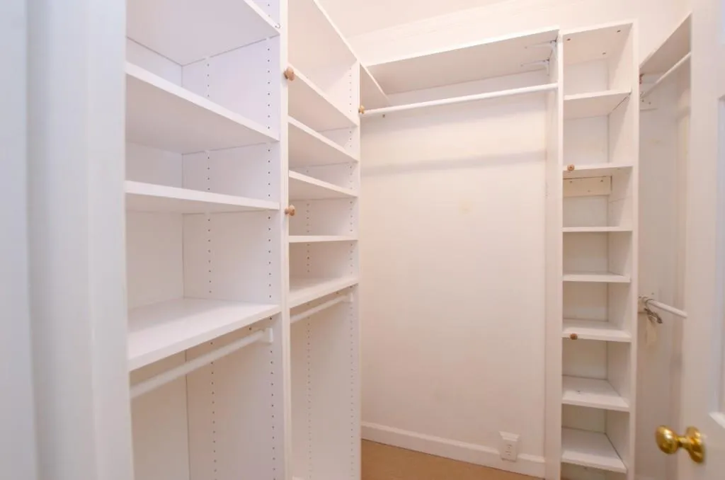 2734 Peachtree Road Nw Unit C-404, Atlanta, Georgia 30305, 2 Bedrooms Bedrooms, ,2 BathroomsBathrooms,Residential,For Sale,2734 Peachtree Road Nw Unit C-404,7592372