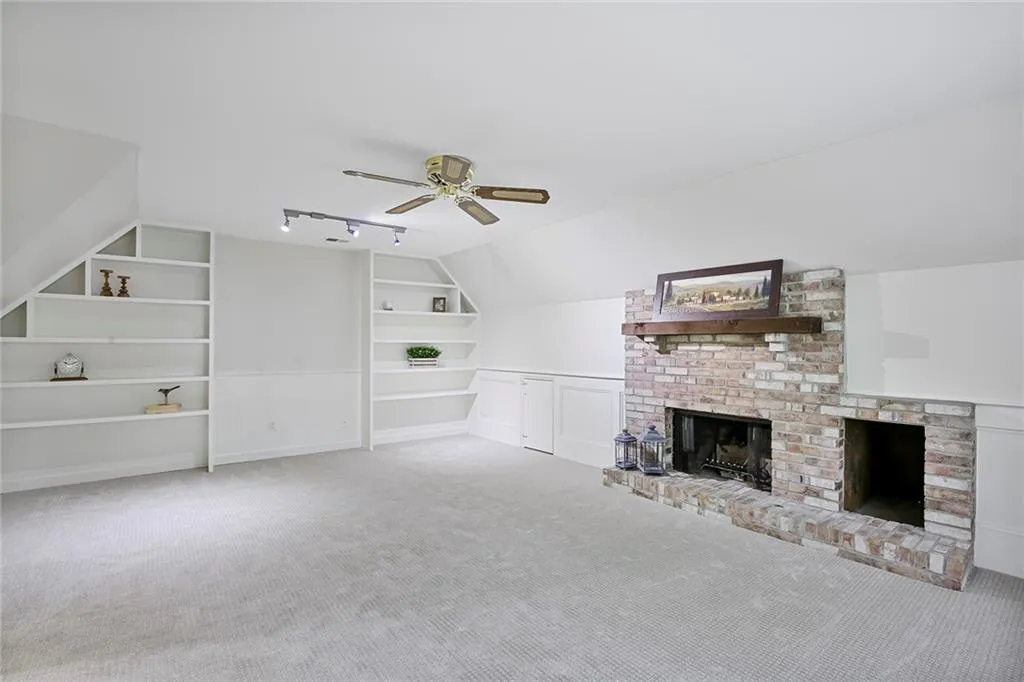 265 Brackenwood Circle, Atlanta, Georgia 30328, 5 Bedrooms Bedrooms, ,2 BathroomsBathrooms,Residential,Sold,265 Brackenwood Circle,7210959
