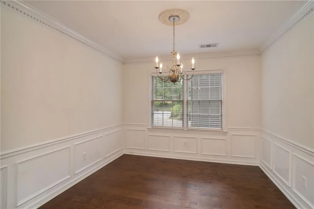 8988 Carroll Manor Drive, Sandy Springs, Georgia 30350, 2 Bedrooms Bedrooms, ,2 BathroomsBathrooms,Residential,Sold,8988 Carroll Manor Drive,6891833