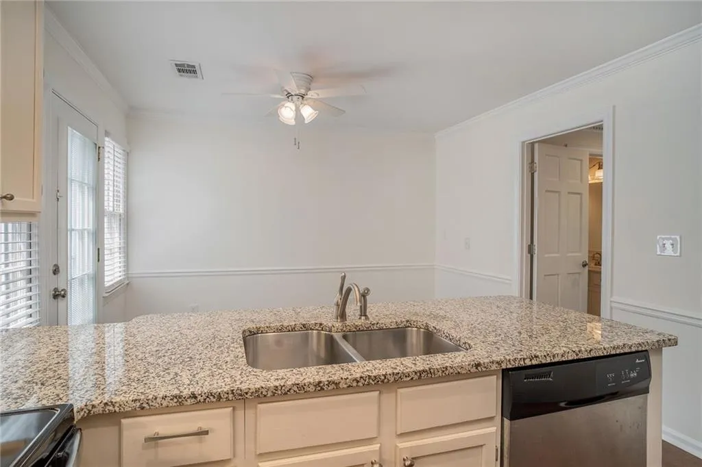 8988 Carroll Manor Drive, Sandy Springs, Georgia 30350, 2 Bedrooms Bedrooms, ,2 BathroomsBathrooms,Residential,Sold,8988 Carroll Manor Drive,6891833