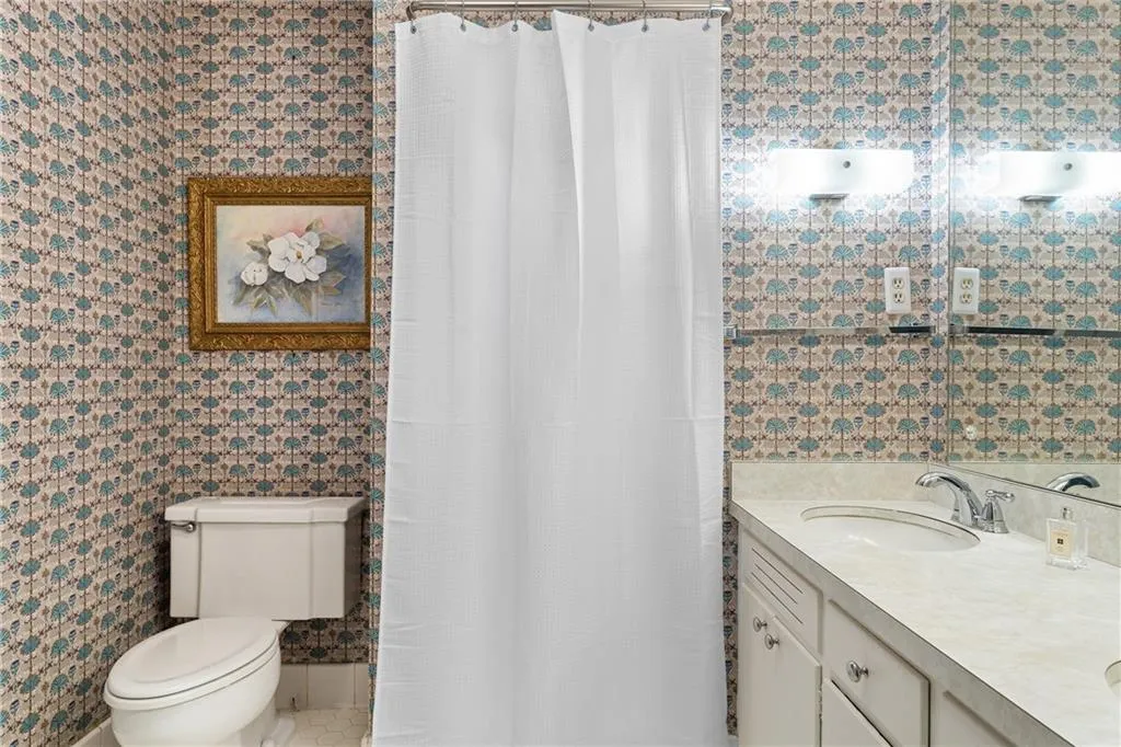 385 Camden Road Ne, Atlanta, Georgia 30309, 4 Bedrooms Bedrooms, ,2 BathroomsBathrooms,Residential,For Sale,385 Camden Road Ne,7610722