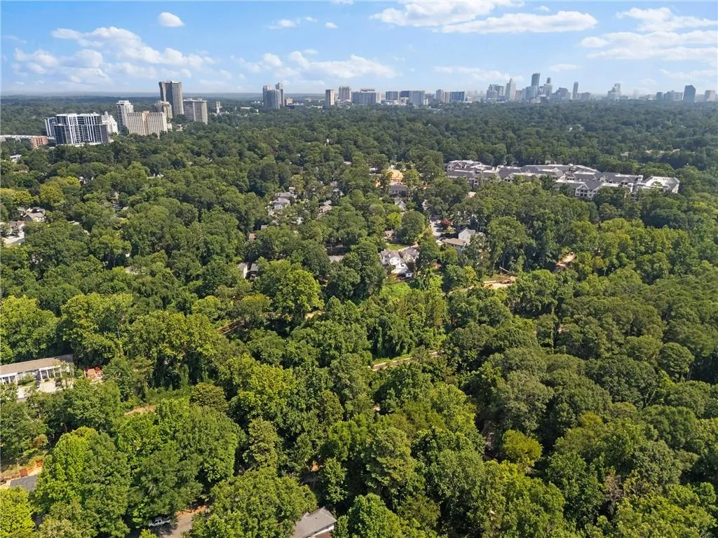 385 Camden Road Ne, Atlanta, Georgia 30309, 4 Bedrooms Bedrooms, ,2 BathroomsBathrooms,Residential,For Sale,385 Camden Road Ne,7610722