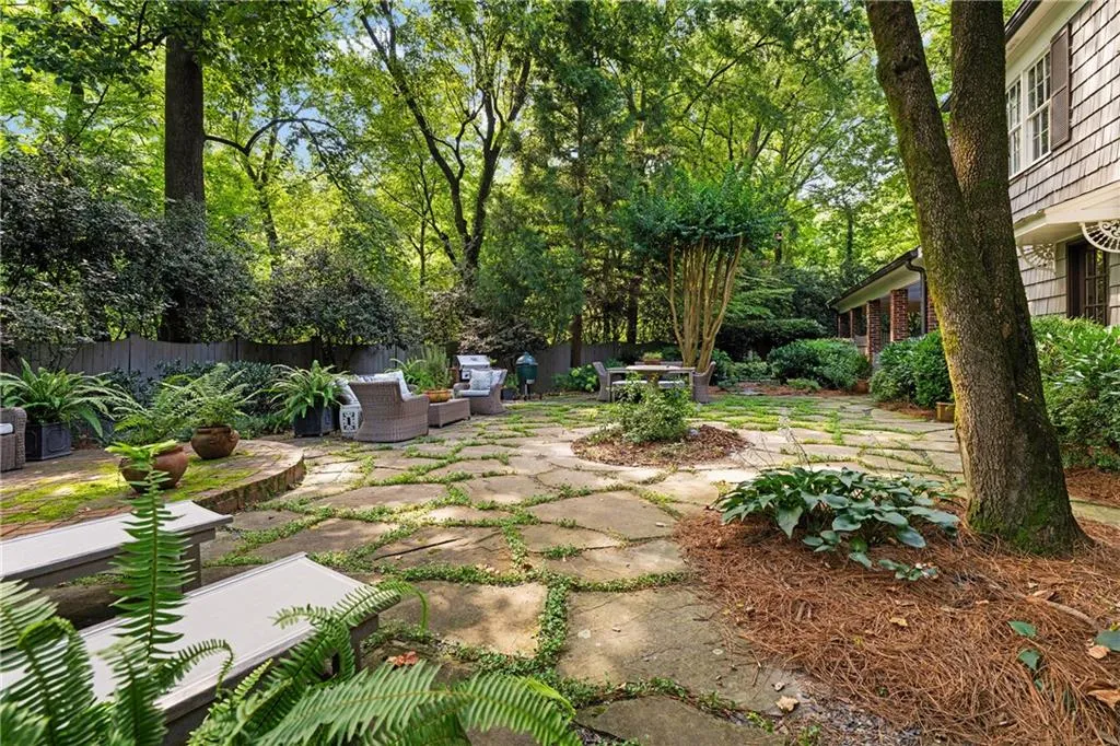 385 Camden Road Ne, Atlanta, Georgia 30309, 4 Bedrooms Bedrooms, ,2 BathroomsBathrooms,Residential,For Sale,385 Camden Road Ne,7610722