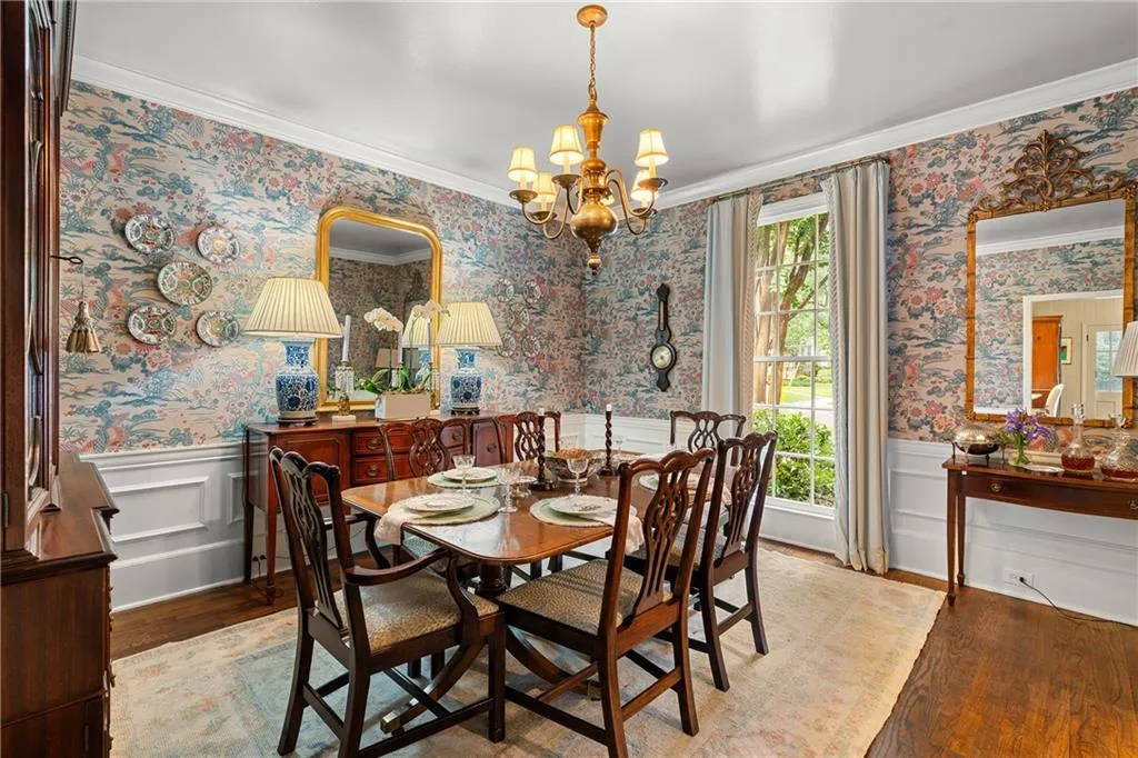 385 Camden Road Ne, Atlanta, Georgia 30309, 4 Bedrooms Bedrooms, ,2 BathroomsBathrooms,Residential,For Sale,385 Camden Road Ne,7610722
