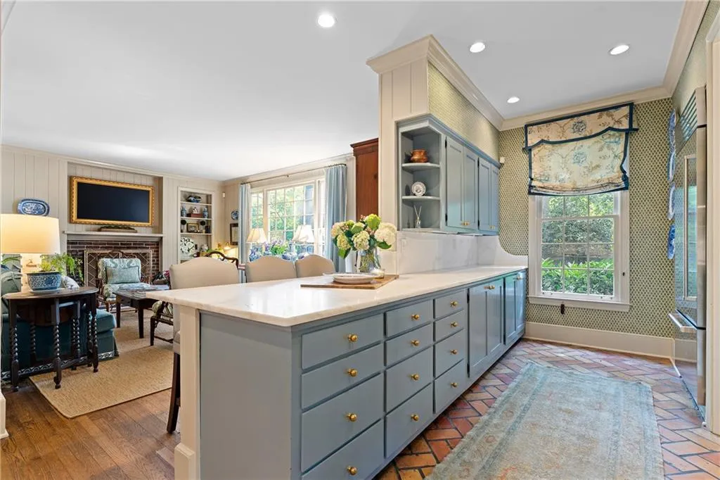 385 Camden Road Ne, Atlanta, Georgia 30309, 4 Bedrooms Bedrooms, ,2 BathroomsBathrooms,Residential,For Sale,385 Camden Road Ne,7610722