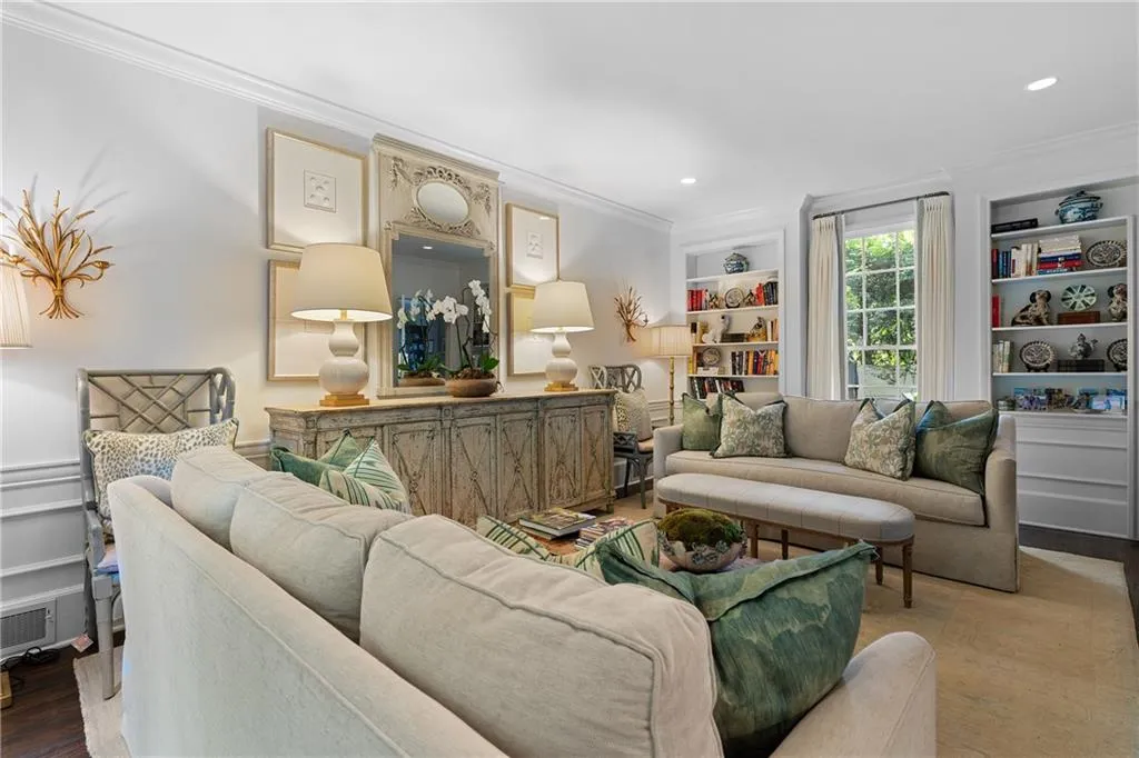 385 Camden Road Ne, Atlanta, Georgia 30309, 4 Bedrooms Bedrooms, ,2 BathroomsBathrooms,Residential,For Sale,385 Camden Road Ne,7610722