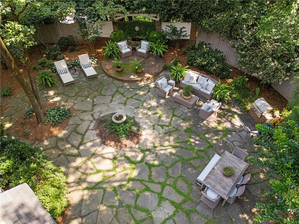 385 Camden Road Ne, Atlanta, Georgia 30309, 4 Bedrooms Bedrooms, ,2 BathroomsBathrooms,Residential,For Sale,385 Camden Road Ne,7610722
