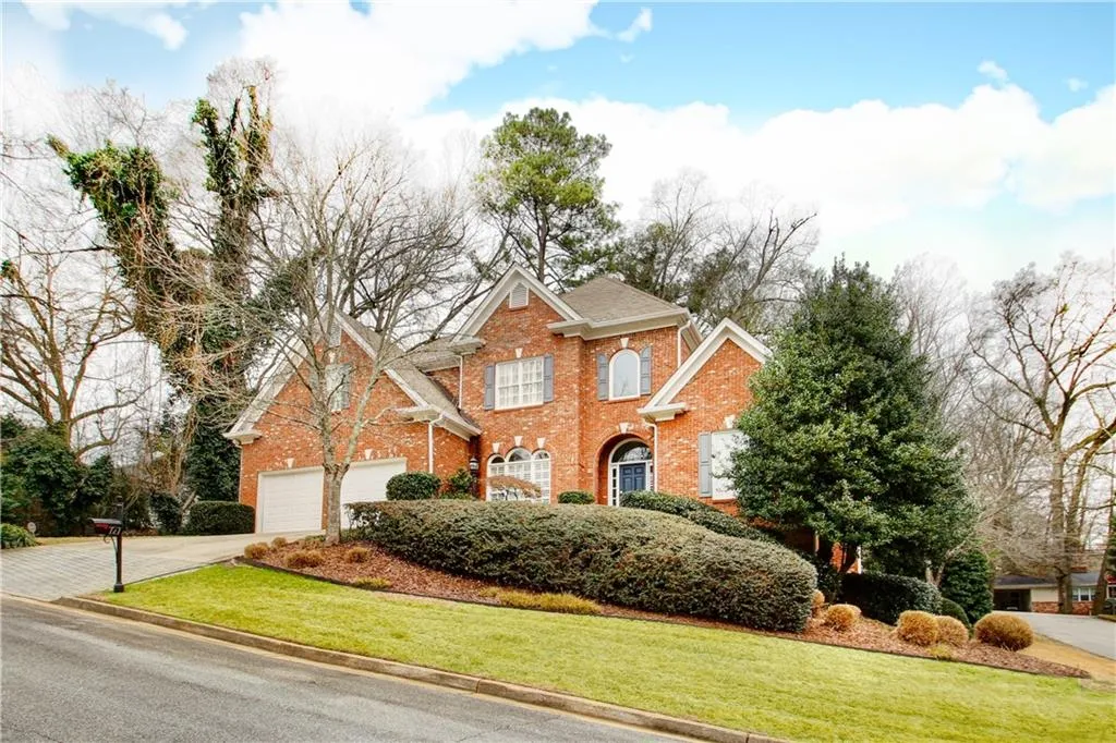 727 Windsor Parkway, Sandy Springs, Georgia 30342, 4 Bedrooms Bedrooms, ,3 BathroomsBathrooms,Residential,Sold,727 Windsor Parkway,6677990