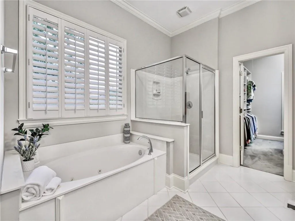 727 Windsor Parkway, Sandy Springs, Georgia 30342, 4 Bedrooms Bedrooms, ,3 BathroomsBathrooms,Residential,Sold,727 Windsor Parkway,6677990