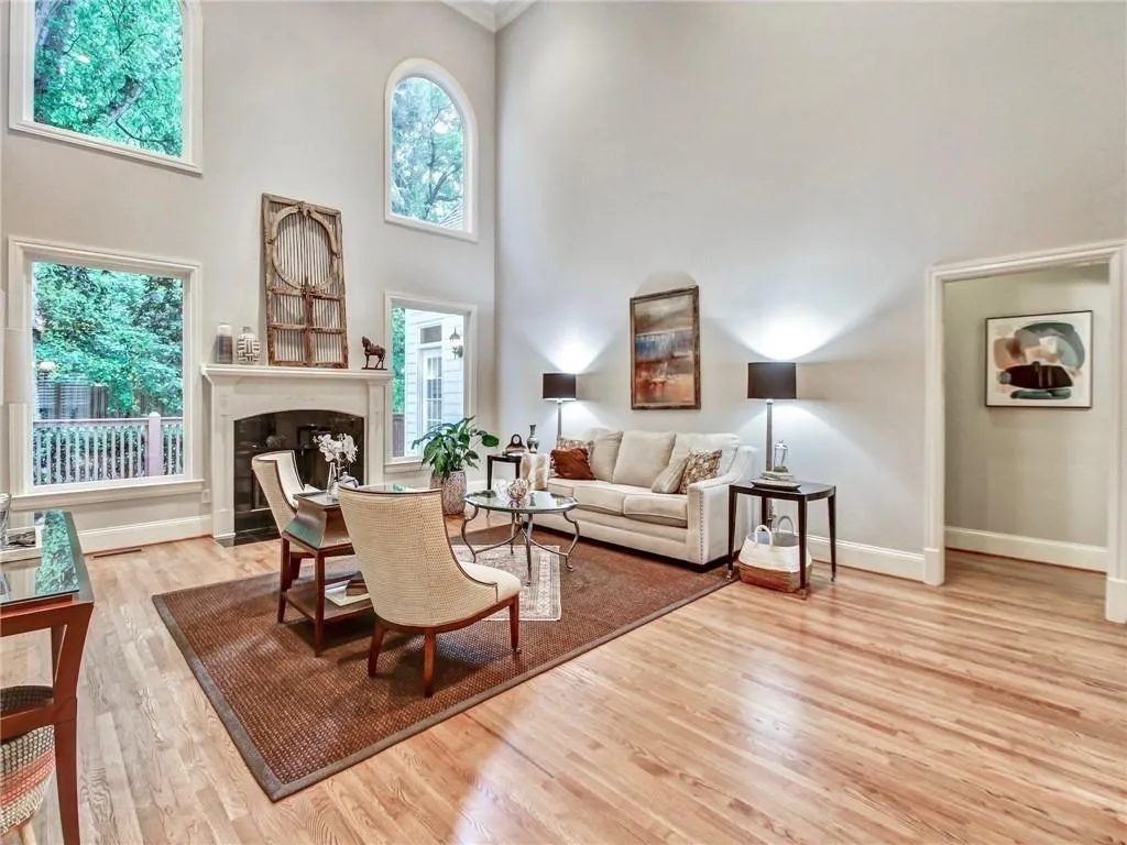 727 Windsor Parkway, Sandy Springs, Georgia 30342, 4 Bedrooms Bedrooms, ,3 BathroomsBathrooms,Residential,Sold,727 Windsor Parkway,6677990