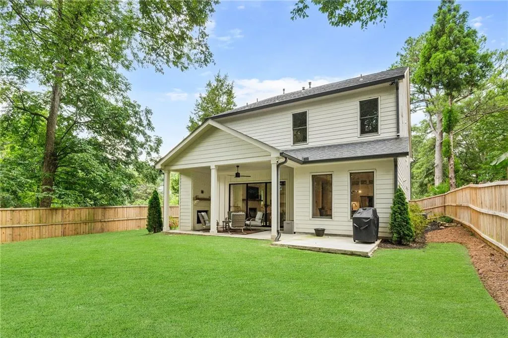 Brookhaven, Georgia 30319, 5 Bedrooms Bedrooms, ,4 BathroomsBathrooms,Residential,For Sale,7620284