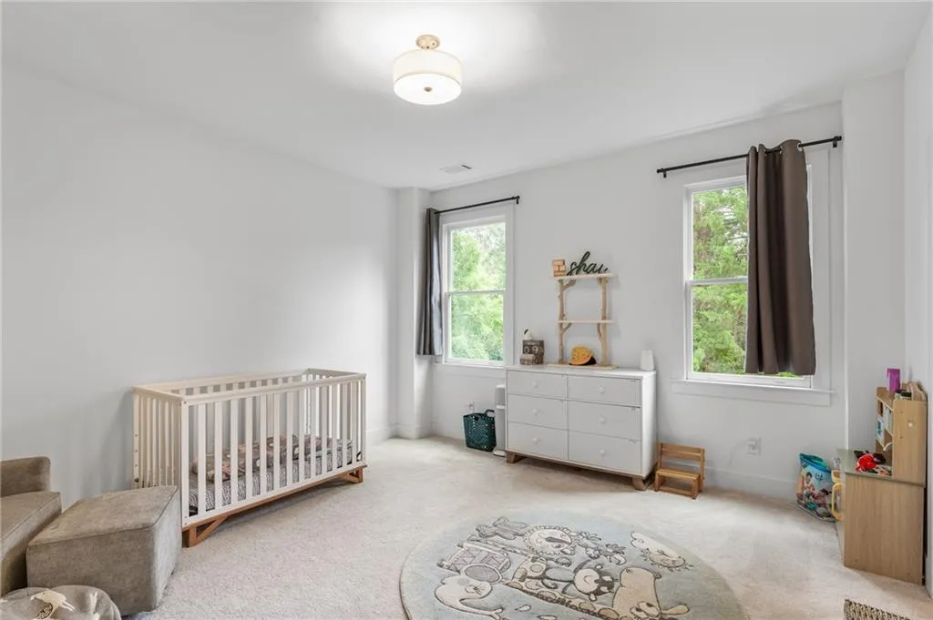 Brookhaven, Georgia 30319, 5 Bedrooms Bedrooms, ,4 BathroomsBathrooms,Residential,For Sale,7620284