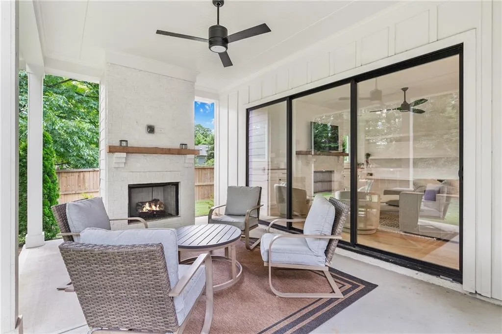 Brookhaven, Georgia 30319, 5 Bedrooms Bedrooms, ,4 BathroomsBathrooms,Residential,For Sale,7620284