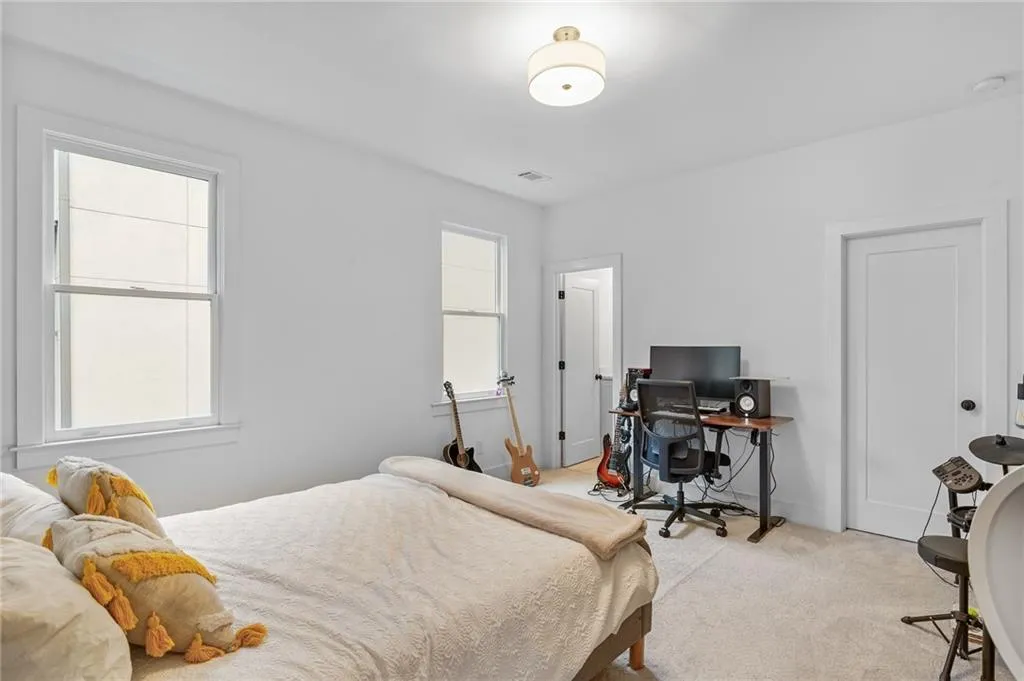 Brookhaven, Georgia 30319, 5 Bedrooms Bedrooms, ,4 BathroomsBathrooms,Residential,For Sale,7620284