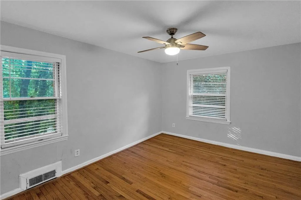 656 Channing Drive Nw, Atlanta, Georgia 30318, 4 Bedrooms Bedrooms, ,2 BathroomsBathrooms,Residential,For Sale,656 Channing Drive Nw,7547206