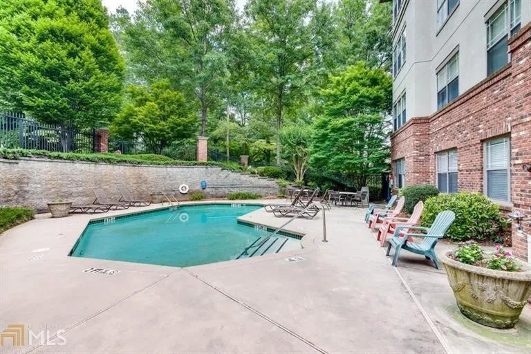 5559 Glenridge Drive Unit 1202, Atlanta, Georgia 30342, 2 Bedrooms Bedrooms, ,2 BathroomsBathrooms,Residential,Sold,5559 Glenridge Drive Unit 1202,6882430