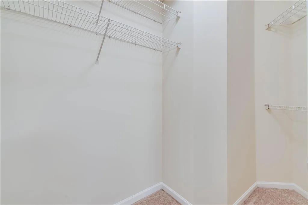 5559 Glenridge Drive Unit 1202, Atlanta, Georgia 30342, 2 Bedrooms Bedrooms, ,2 BathroomsBathrooms,Residential,Sold,5559 Glenridge Drive Unit 1202,6882430