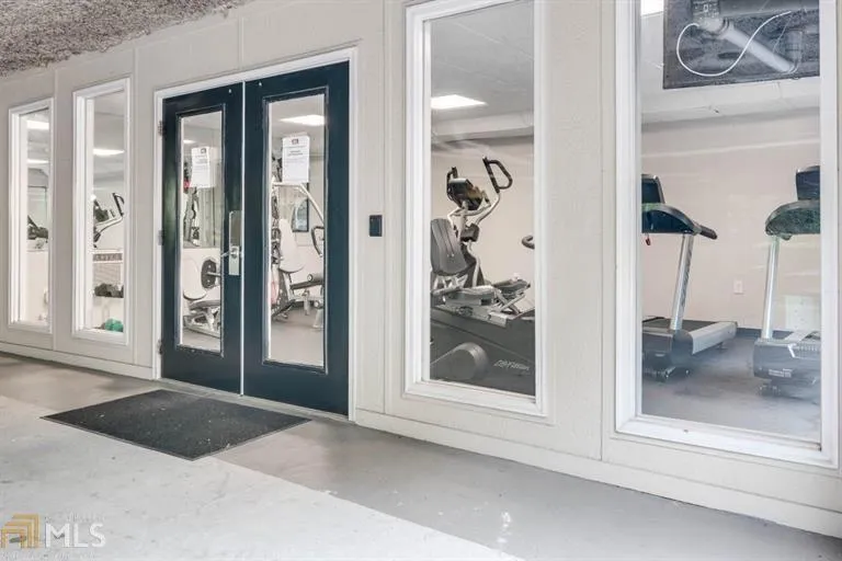 5559 Glenridge Drive Unit 1202, Atlanta, Georgia 30342, 2 Bedrooms Bedrooms, ,2 BathroomsBathrooms,Residential,Sold,5559 Glenridge Drive Unit 1202,6882430