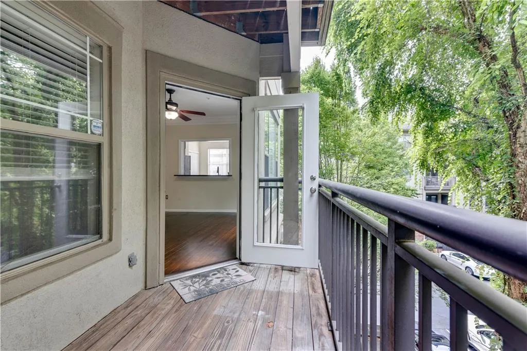 5559 Glenridge Drive Unit 1202, Atlanta, Georgia 30342, 2 Bedrooms Bedrooms, ,2 BathroomsBathrooms,Residential,Sold,5559 Glenridge Drive Unit 1202,6882430