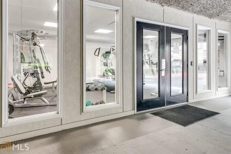 5559 Glenridge Drive Unit 1202, Atlanta, Georgia 30342, 2 Bedrooms Bedrooms, ,2 BathroomsBathrooms,Residential,Sold,5559 Glenridge Drive Unit 1202,6882430