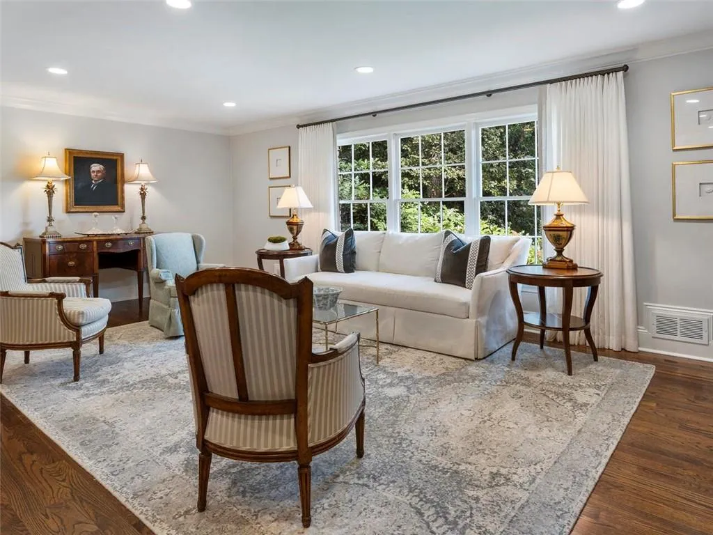 355 Highbrook Drive, Atlanta, Georgia 30342, 4 Bedrooms Bedrooms, ,3 BathroomsBathrooms,Residential,Sold,355 Highbrook Drive,6785808