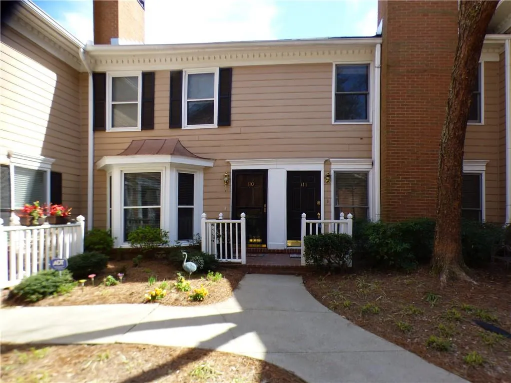 7500 Roswell Road Unit 111, Sandy Springs, Georgia 30350, 2 Bedrooms Bedrooms, ,2 BathroomsBathrooms,Residential,Sold,7500 Roswell Road Unit 111,6522254