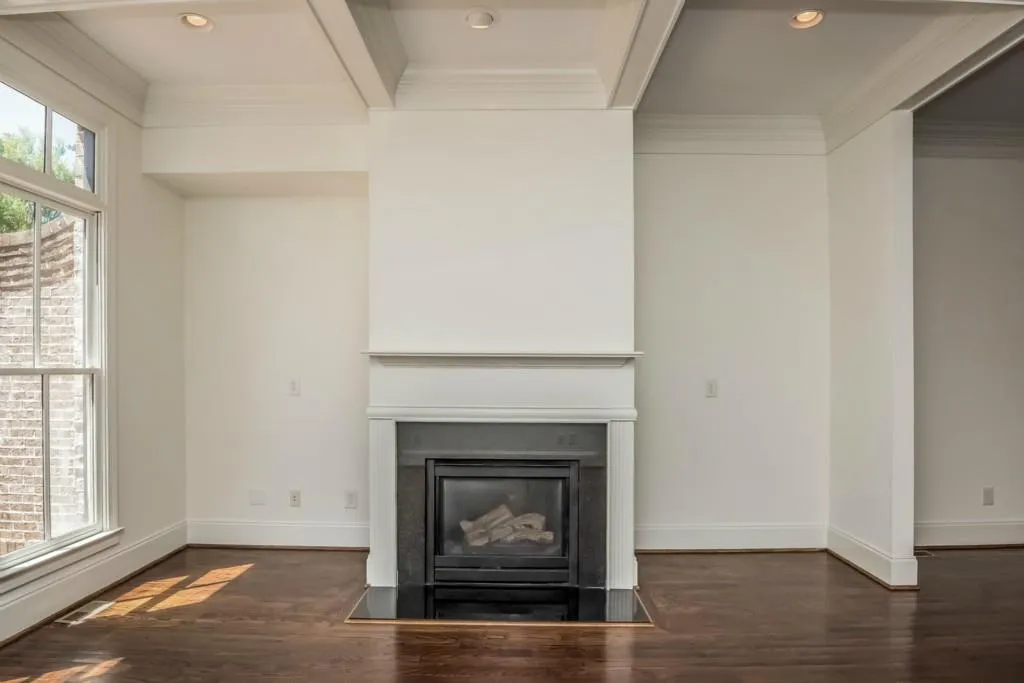 3546 Roswell Road Nw, Atlanta, Georgia 30305, 3 Bedrooms Bedrooms, ,3 BathroomsBathrooms,Residential,Sold,3546 Roswell Road Nw,5537328