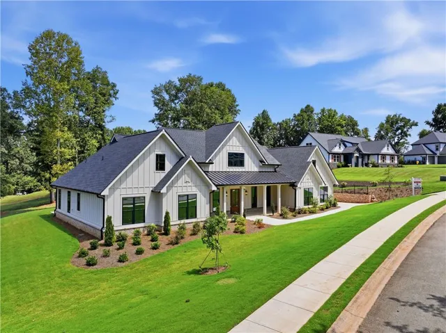 1254 Mulberry, Commerce, Georgia 30530