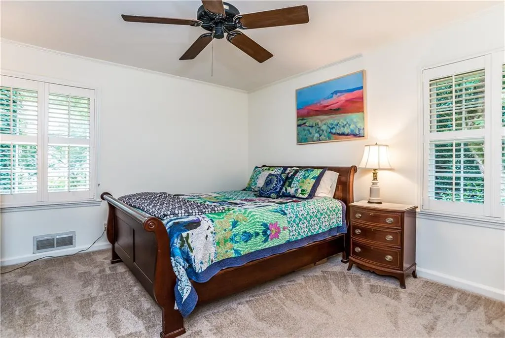 174 Johnson Ferry Road Nw, Sandy Springs, Georgia 30328, 3 Bedrooms Bedrooms, ,2 BathroomsBathrooms,Residential,Sold,174 Johnson Ferry Road Nw,5907025