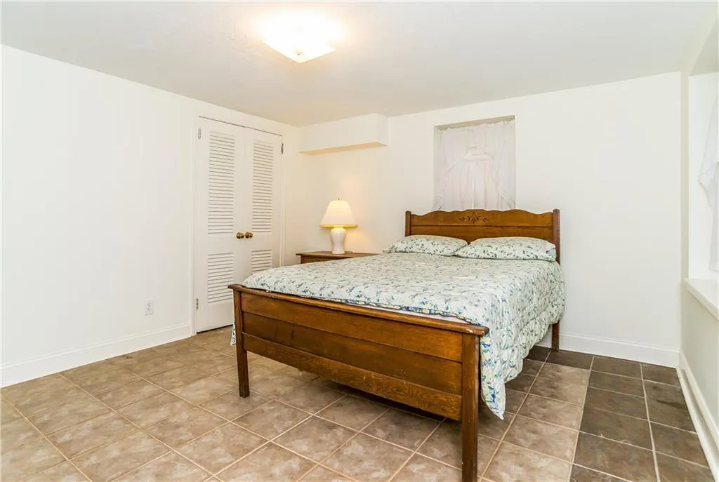 174 Johnson Ferry Road Nw, Sandy Springs, Georgia 30328, 3 Bedrooms Bedrooms, ,2 BathroomsBathrooms,Residential,Sold,174 Johnson Ferry Road Nw,5907025