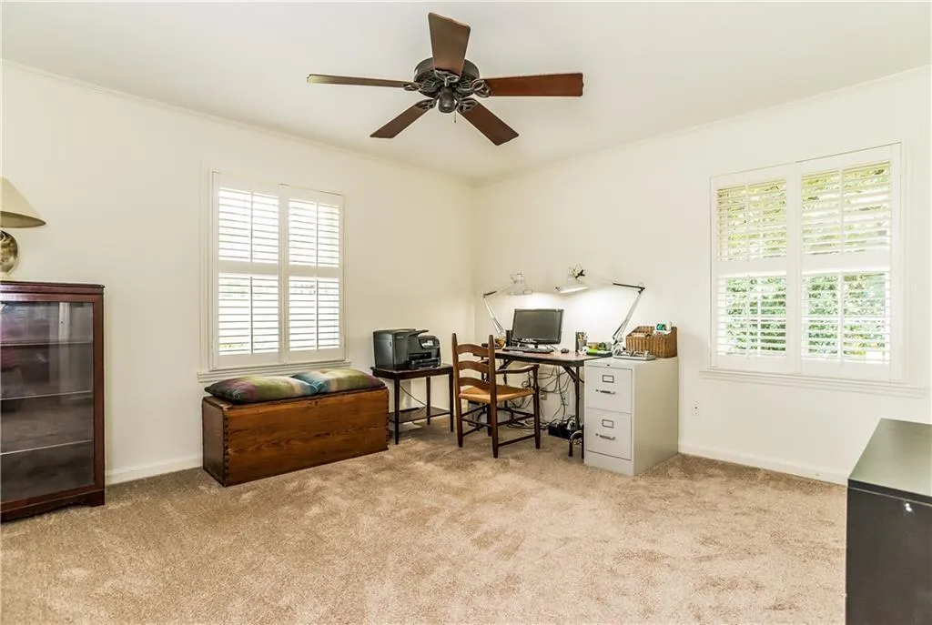 174 Johnson Ferry Road Nw, Sandy Springs, Georgia 30328, 3 Bedrooms Bedrooms, ,2 BathroomsBathrooms,Residential,Sold,174 Johnson Ferry Road Nw,5907025