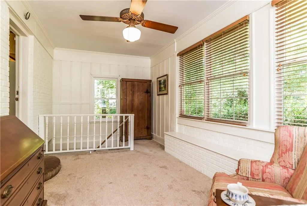 174 Johnson Ferry Road Nw, Sandy Springs, Georgia 30328, 3 Bedrooms Bedrooms, ,2 BathroomsBathrooms,Residential,Sold,174 Johnson Ferry Road Nw,5907025