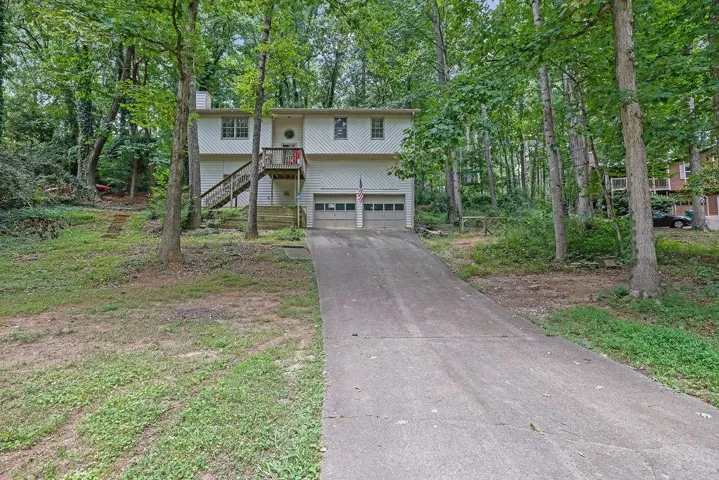 131 Little Brook Drive, Woodstock, Georgia 30188