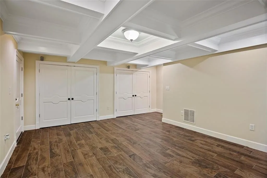 8915 River Run, Sandy Springs, Georgia 30350, 5 Bedrooms Bedrooms, ,4 BathroomsBathrooms,Residential,Sold,8915 River Run,6943445