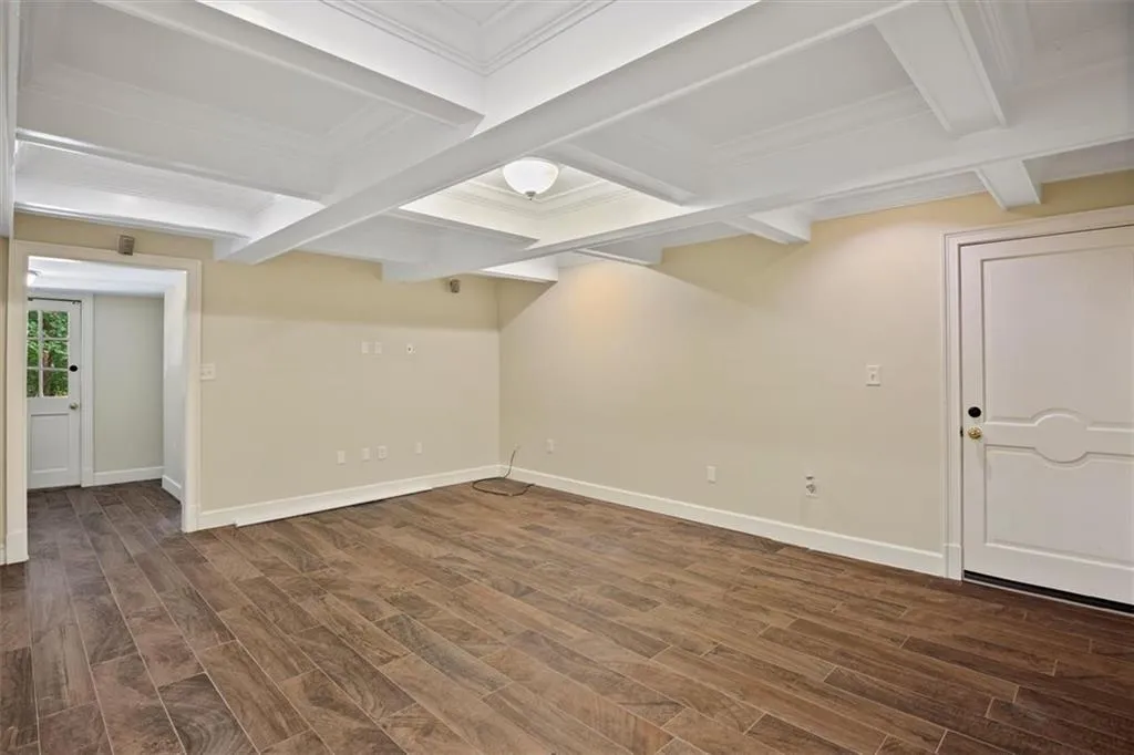 8915 River Run, Sandy Springs, Georgia 30350, 5 Bedrooms Bedrooms, ,4 BathroomsBathrooms,Residential,Sold,8915 River Run,6943445