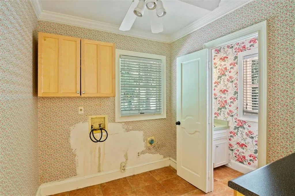8915 River Run, Sandy Springs, Georgia 30350, 5 Bedrooms Bedrooms, ,4 BathroomsBathrooms,Residential,Sold,8915 River Run,6943445