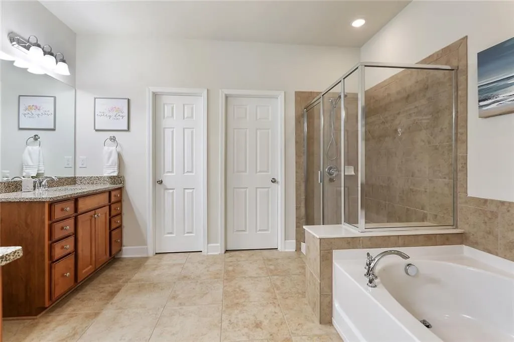 145 Barkley Lane, Sandy Springs, Georgia 30328, 3 Bedrooms Bedrooms, ,3 BathroomsBathrooms,Residential,Sold,145 Barkley Lane,6723997