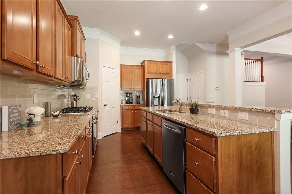 145 Barkley Lane, Sandy Springs, Georgia 30328, 3 Bedrooms Bedrooms, ,3 BathroomsBathrooms,Residential,Sold,145 Barkley Lane,6723997