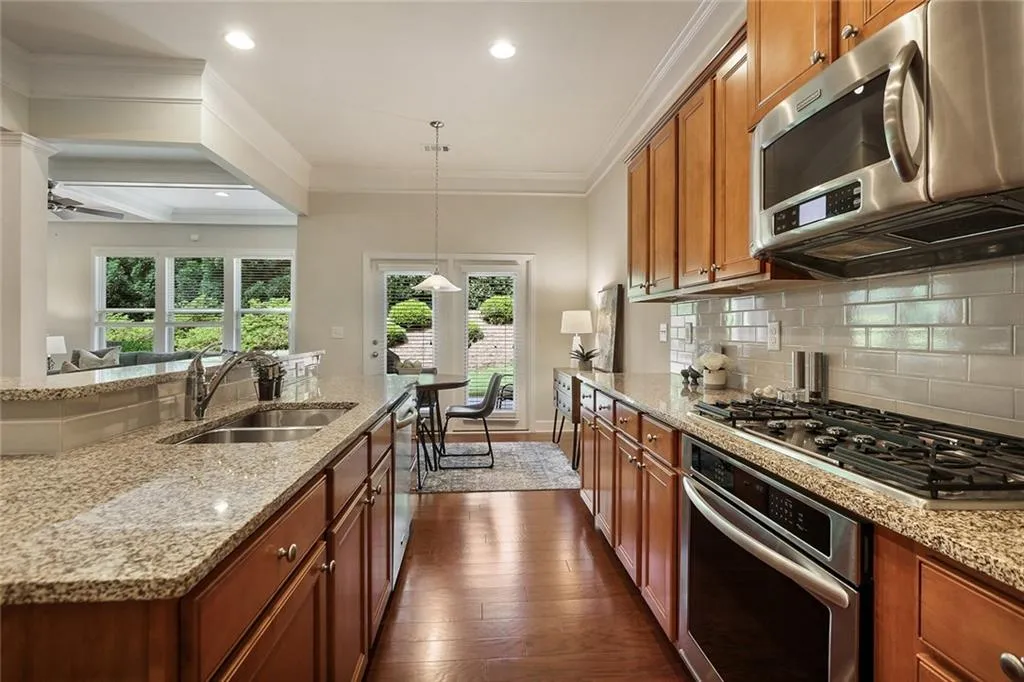 145 Barkley Lane, Sandy Springs, Georgia 30328, 3 Bedrooms Bedrooms, ,3 BathroomsBathrooms,Residential,Sold,145 Barkley Lane,6723997