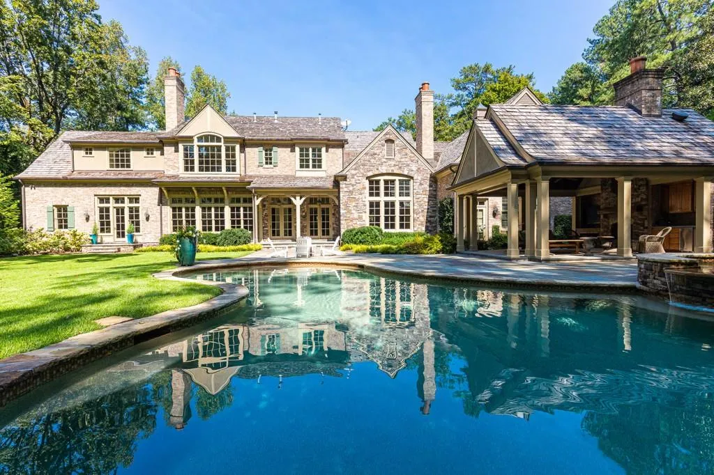 846 Davis Drive, Atlanta, Georgia 30327, 6 Bedrooms Bedrooms, ,6 BathroomsBathrooms,Residential,Sold,846 Davis Drive,6822644 846 Davis Drive, Atlanta, Georgia 30327, 6 Bedrooms Bedrooms, ,6 BathroomsBathrooms,Residential,Sold,846 Davis Drive,6822644