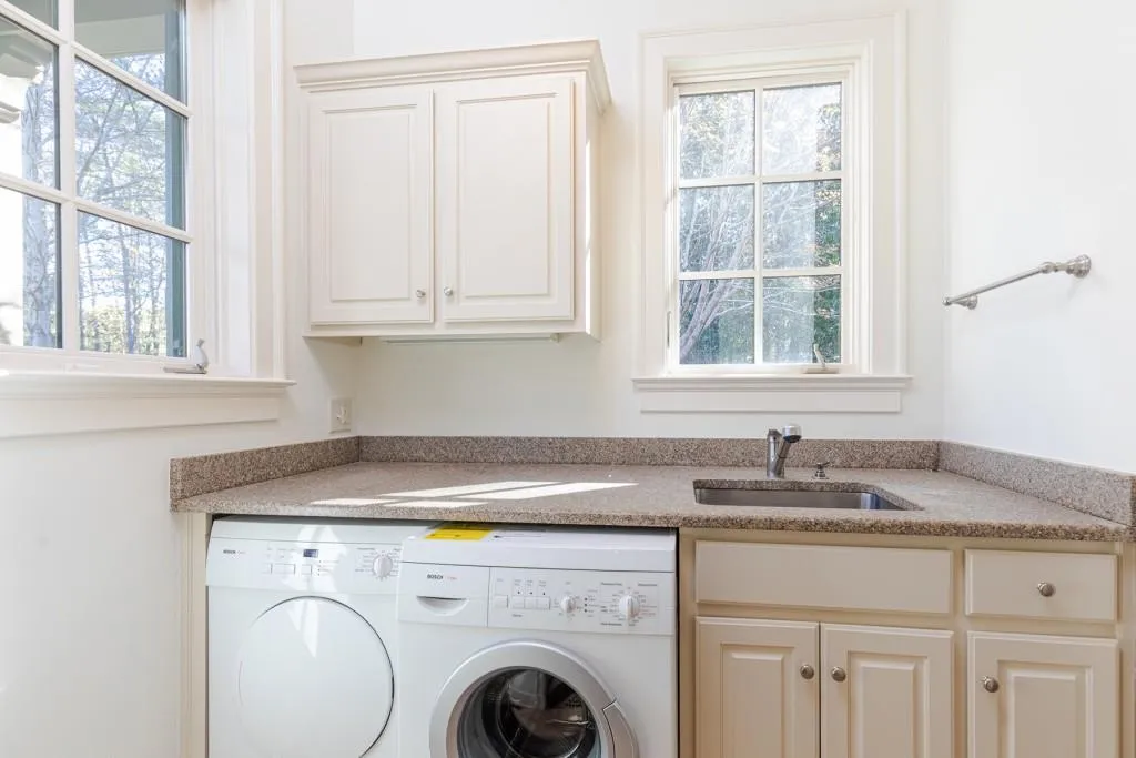 846 Davis Drive, Atlanta, Georgia 30327, 6 Bedrooms Bedrooms, ,6 BathroomsBathrooms,Residential,Sold,846 Davis Drive,6822644 846 Davis Drive, Atlanta, Georgia 30327, 6 Bedrooms Bedrooms, ,6 BathroomsBathrooms,Residential,Sold,846 Davis Drive,6822644