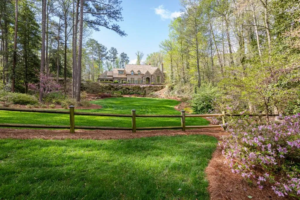 846 Davis Drive, Atlanta, Georgia 30327, 6 Bedrooms Bedrooms, ,6 BathroomsBathrooms,Residential,Sold,846 Davis Drive,6822644 846 Davis Drive, Atlanta, Georgia 30327, 6 Bedrooms Bedrooms, ,6 BathroomsBathrooms,Residential,Sold,846 Davis Drive,6822644